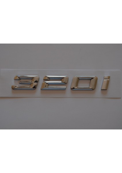 Bmw 320i E90 Arka Bagaj Yazısı