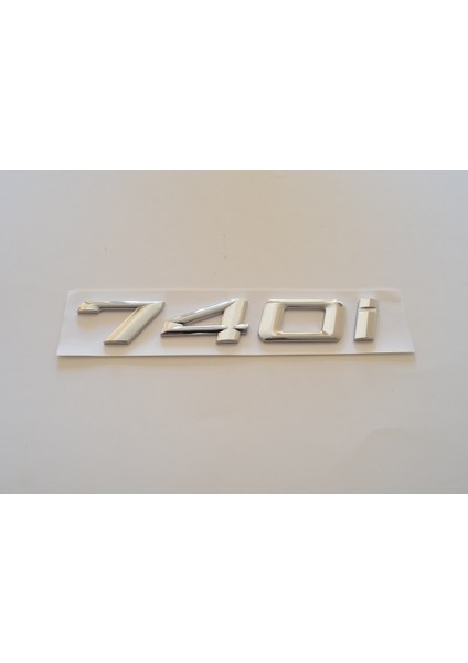 Bmw 740i E65 Arka Bagaj Yazısı