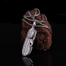 Takı925  Kartal Tüyü Motifli 925 Ayar Gümüş Kolye