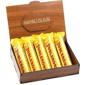 Nostaljik Lezzetler Sevdiklerinize Özel Ahşap  Kutusunda 5 Adet Toblerone ( Hayırlı Olsun Yazılı )