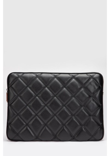 15.6'' ve 16'' Kapitone Deri Laptop Kılıfı