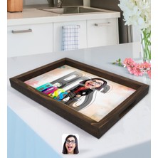 BK Kişiye Özel Kadın Big Boss Karikatürlü Doğal Ahşap Tepsi-1