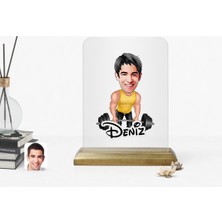 Kişiye Özel Erkek Halterci Karikatürlü Ahşap Standli Çerçeve