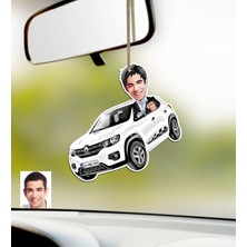 Kişiye Özel Erkek Renault Kwid Karikatürlü Ahşap Plakali Araba Dikiz Ayna Süsü