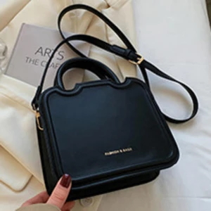 Dokulu El Koreli Kadın Çantaları, Kadınlar Için Moda Çantaları, Modaya Üçlü Messenger Çantaları, Retro Omuz Çantaları