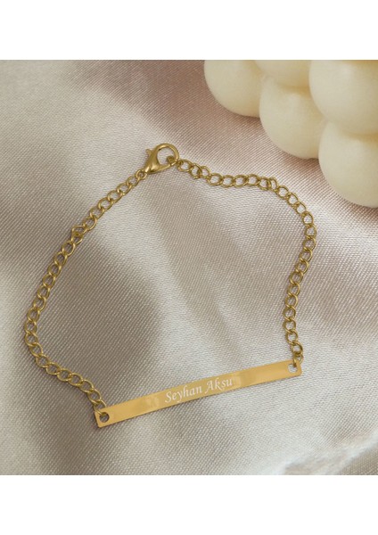 Gift Kişiye Özel Isimli Slim Gold Plakalı Bileklik