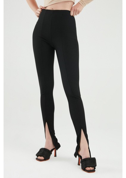 Beli Lastikli Yırtmaçlı Pantolon Siyah