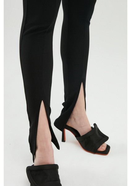 Beli Lastikli Yırtmaçlı Pantolon Siyah fırsatları