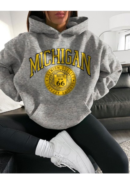 Kadın Gri Michigan Baskılı 3iplik Oversize Sweatshirt fiyatları