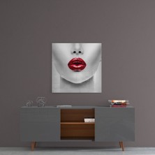 Insigne Kırmızı Rujlu Kadın Cam Tablo - 40X40 cm