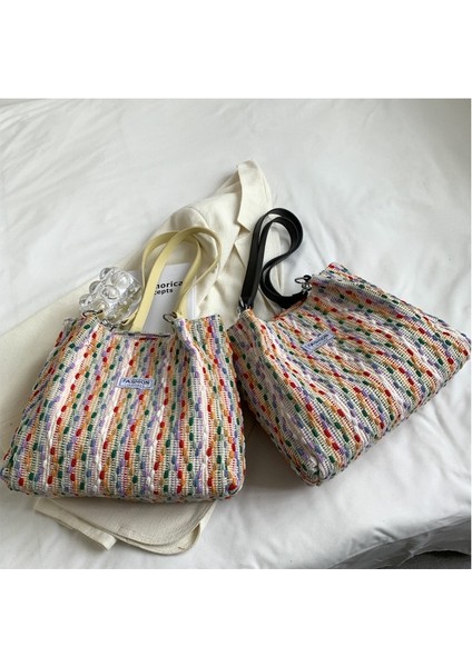 Büyük Kapasiteli Omuz Çantası(Yurt Dışından) modelleri