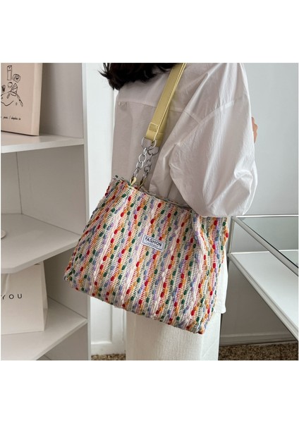 Büyük Kapasiteli Omuz Çantası(Yurt Dışından) modelleri