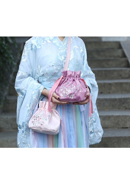 Saten Işlemeli Hanfu Çanta (Yurt Dışından)