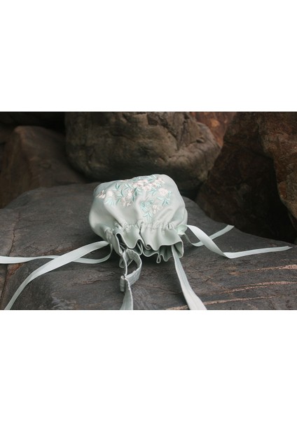 Saten Işlemeli Hanfu Çanta (Yurt Dışından) fiyatları