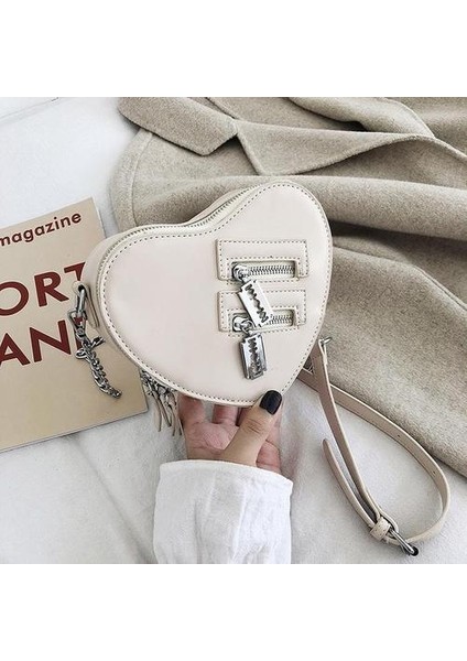 Kadın Çantalar ve Çanta Moda Kırmızı Aşk Kalp Şekli Omuz Çantası Kadın Zincir Crossbody Çanta Bayanlar Çanta ve Debriyaj Çanta | Omuz Çantaları (Beyaz)