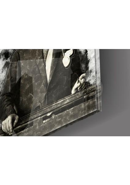 Atatürk Portre Cam Tablo - 72X46 cm