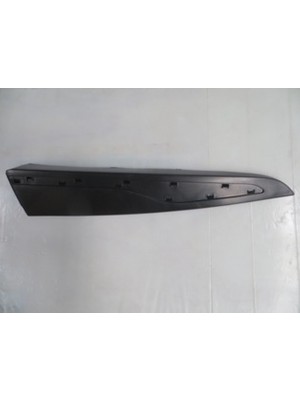 TW Renault Clıo- Sport Tourer- 16/19; Arka Kapı Bandı Sağ (Nikelaj Takılan Tip) (Tw)