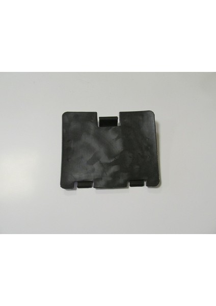 Bmw 3 Serı- E90- 05/09; Ön Çamurluk Davlumbazı Üst Kapağı Sağ/sol Aynı (Plastik Enjeksiyon)