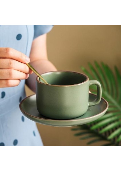 Retro Seramik Bardak Seti Kahve Kupa Süt Fincan Tabağı ile Kaşık.öğleden Sonra Çay Buzlu Bardak Seti Ev Restoran Bar Sayacı 250ML Kupalar (Yurt Dışından) fiyatları