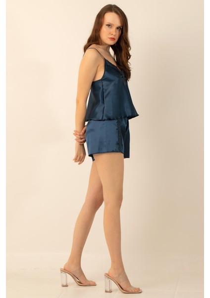 Saten Güpürlü Ayarlanabilir Askılı Şortlu Takım fırsatları