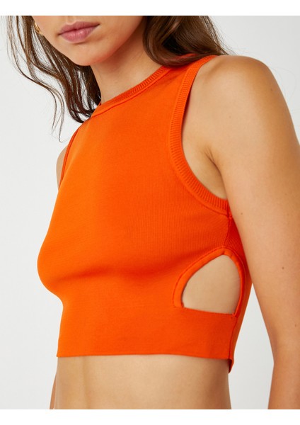 Crop Atlet Pencere Detaylı