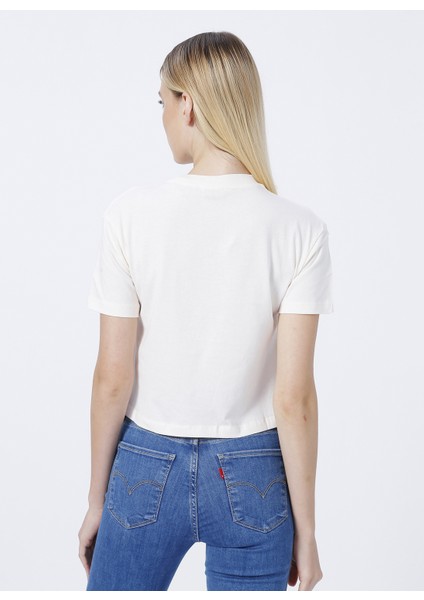 Bisiklet Yaka Baskılı Krem Kadın T-Shirt V2YI06K8HM0-ADELE Crop T-Shırt fırsatları