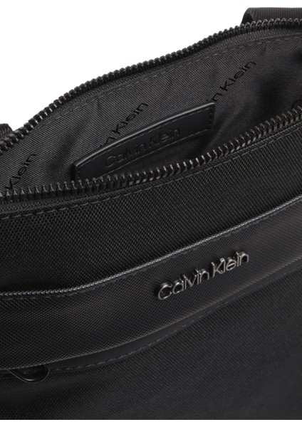 Calvin Klein Polyester Siyah Erkek Postacı Çantası Ck Remote Flatpack