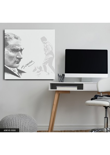 Mustafa Kemal Atatürk Tek Parça Kare 65 x 65 cm