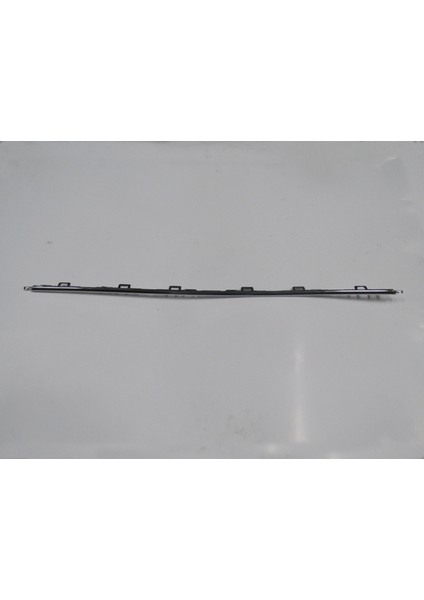 Volkswagen Passat- B8- 14/18; Arka Tampon Çıtası Orta Nikelajı (Tw)