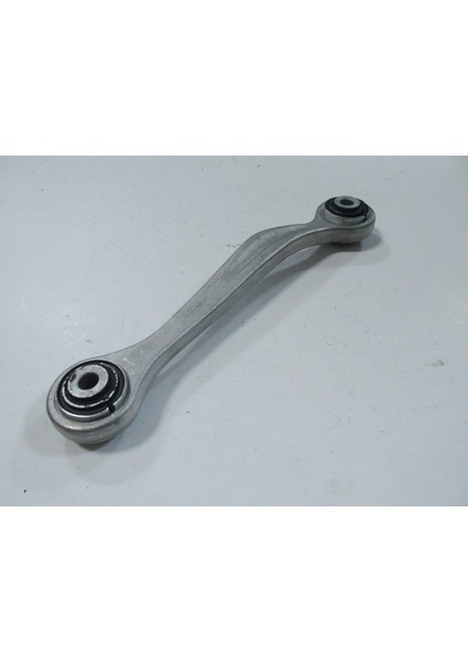 Audı A4- 15/18; Arka Üst Tabla Sağ Düz Tip Burçlu (Salıncak) (Sh) modelleri