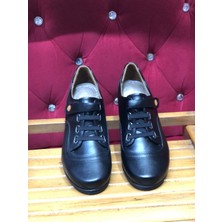 Kafkaslar 41-42 Numara Cırtlı Dolgu Kaymaz Taban Ortopedik Anne Kadın Ayakkabı