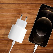 NewPole iPhone 11, 12 ve 13 İçin Hızlı Şarj Adaptörü USB-C 20W Adaptör. iPhone 11, 12 ve 13Cihazlar İle Uyumludur