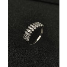 Pırlant 0,64 Karat Pırlanta Baget Yüzük