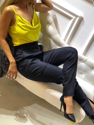 Madam'e Kokina Degaje Yaka Kadın Ip Askılı Bluz