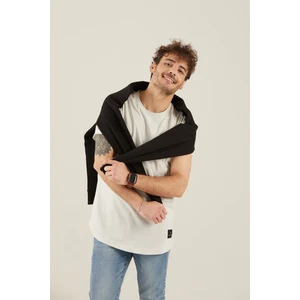 Erkek Beyaz Tişört ( Model Kodu : J222022 )