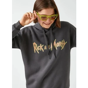Koton Oversize Rick and Morty Lisanslı Basklı Sweatshirt
