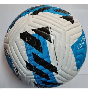Lisanslı 4 Astarlı 410 Gram Soft Futbol Topu No:5 El Dikişli Mat Deri Her Türlü Sahalara Uygun