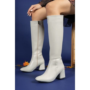 Kadın Bej Cilt Deri Fermuarlı Çizme – Ortopedik Tabanlı, Şehirde Günlük Kullanıma Uygun Rahat Tasarım