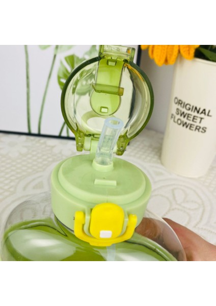 900ML Yüksek Değerli Su Kabı, Samanlı Büyük Kapasiteli Su Kabı, Sevimli Çocuk Su Şişesi (Yurt Dışından) fırsatları