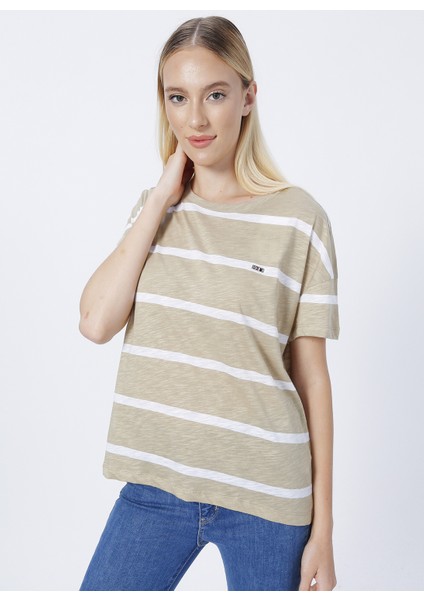 Bisiklet Yaka Çizgili Yeşil Kadın T-Shirt GODLE modelleri