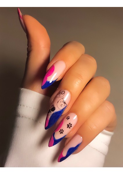 Patiler Tırnak Dövmesi