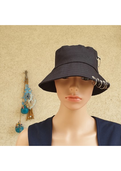 Siyah Piercingli, Çengelli Iğneli Balıkçı Bucket Şapka