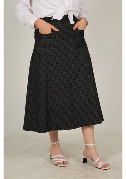 Yarım Kiloş Cepli Etek