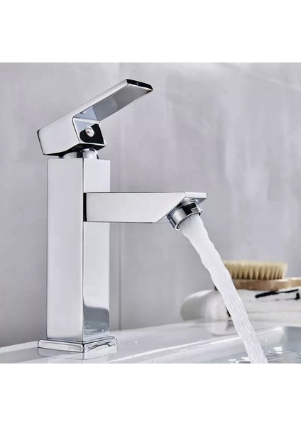 Aç - Kapa Ağır Kare Gövde Lavabo Bataryası