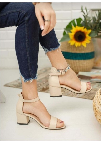Moda Ayakkabı 0854 Cilt Krem 5cm Topuklu Kadın Sandalet modelleri
