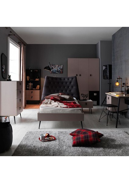 Rengarenk Ares Çalışma Masası modelleri