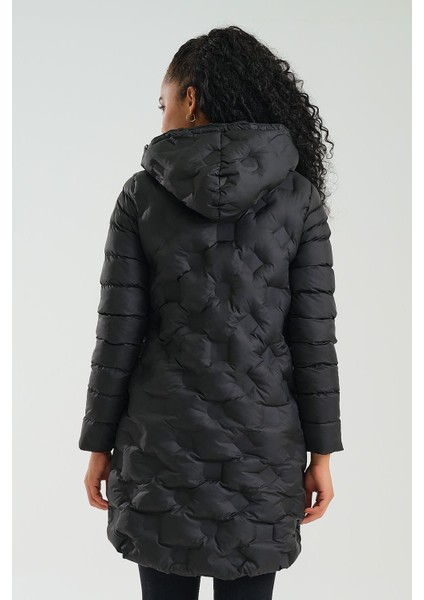Kadın Mont Kapüşonlu 4137 RD23KB234137 fırsatları