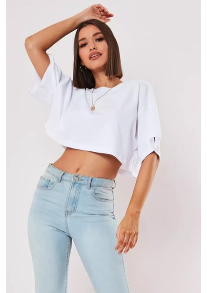 Beyaz %100 Pamuk Bisiklet Yaka Oversize Crop TShirt fiyatları
