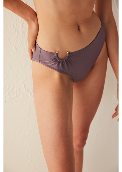 Lila Nicola Metal Detaylı Bikini Altı