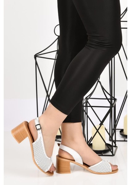 02189 5 cm Topuklu Kadın Deri Sandalet Ayakkabı modelleri